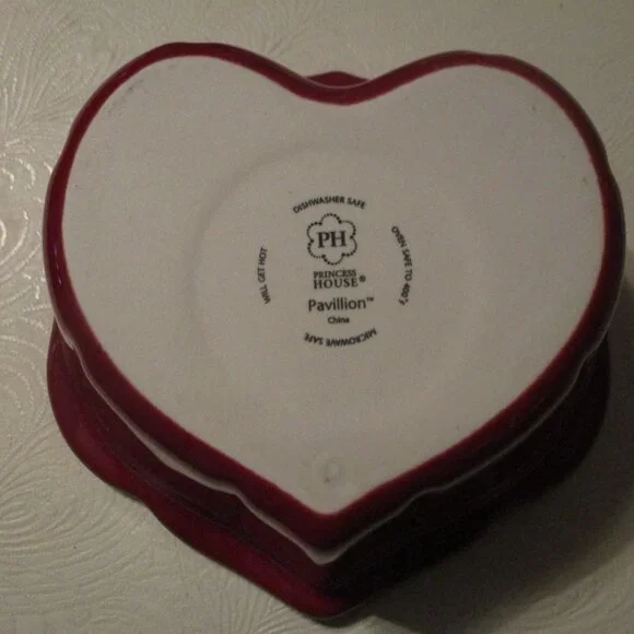 Princess House Pavillion Berry Heart Ramekins (2) Bowls EUC - Picture 4 of 5